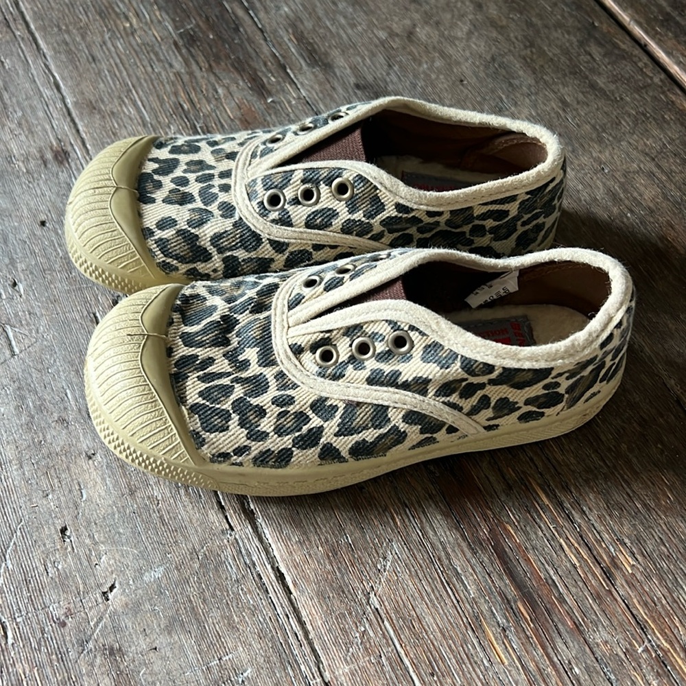 Bensimon leopard slip on sneakers size 8🐆